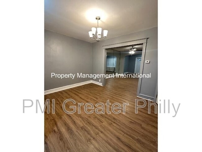 Building Photo - 319 Meehan Ave