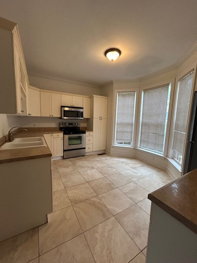 Foto del edificio - 798 Mallery St