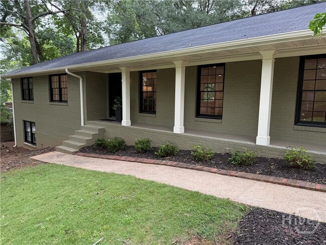 Building Photo - 185 Landor Dr