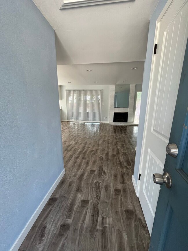 Building Photo - Single Family Home, 2 car attached garage!...