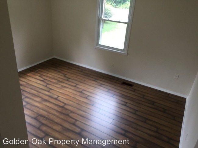 Building Photo - 3 br, 1 bath House - 503 Gust Ln