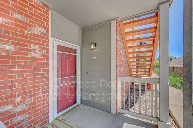 Building Photo - 16380 E Fremont Ave