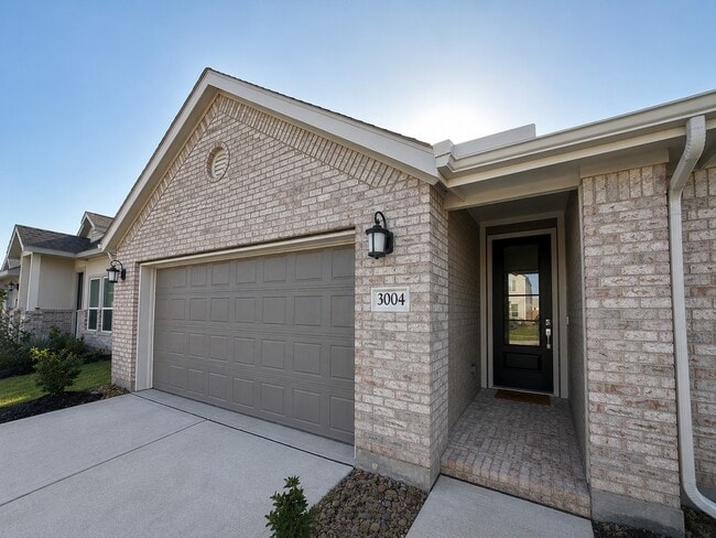 Building Photo - 3004 Pintail Green Dr