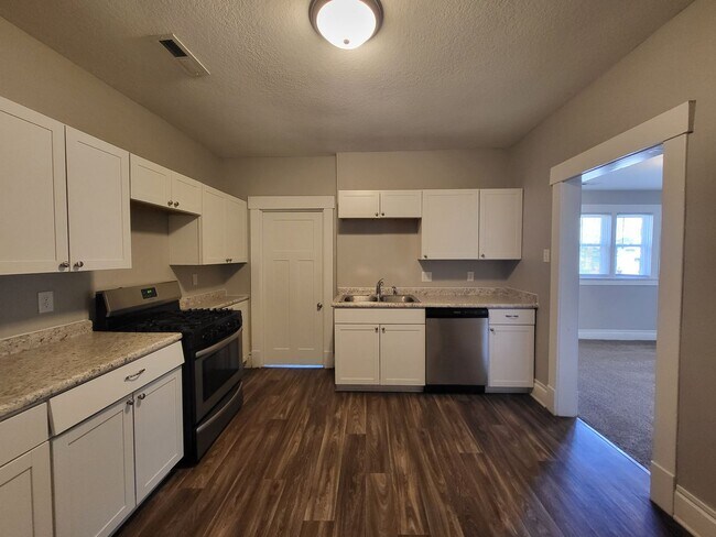 Foto del edificio - 2 Bedroom, 1 Bathroom Home!