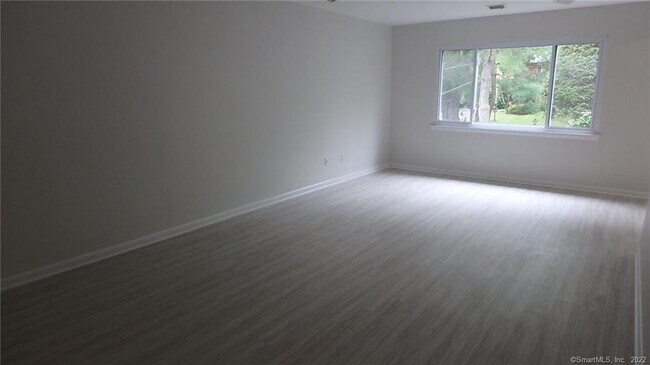 Foto del edificio - 20 Southport Woods Drive