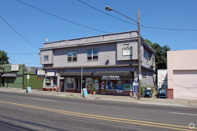 Building Photo - 815-827 N Lombard St