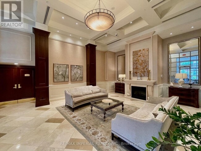 Building Photo - 38 William Carson Crescent