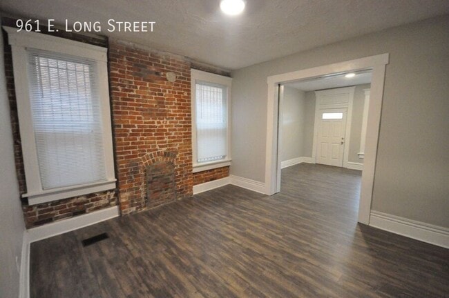 Foto del edificio - 961 E Long St