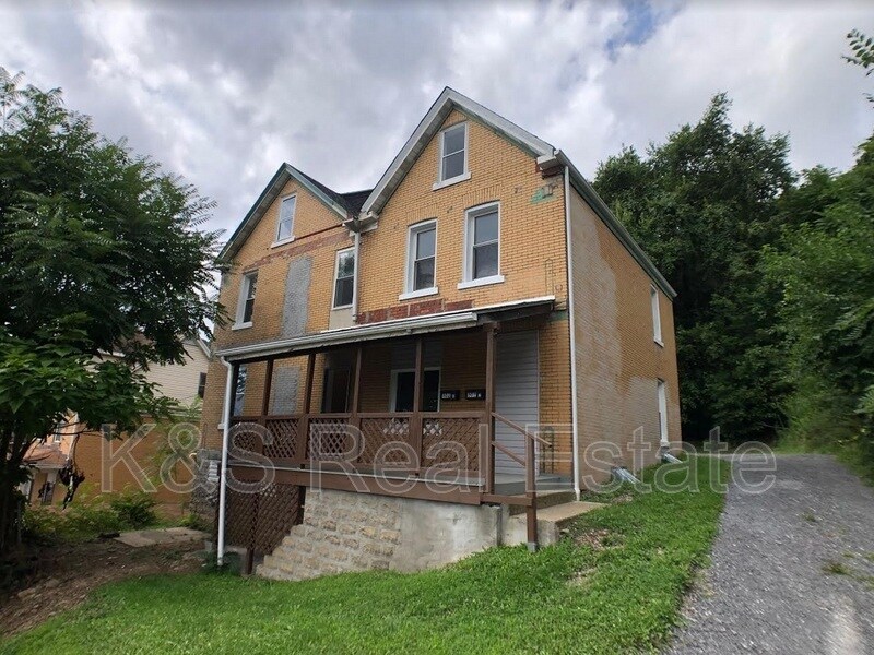 Primary Photo - 802 13th St