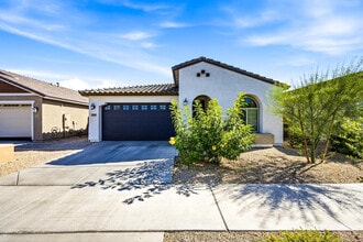 Building Photo - 2053 W Sienna Bouquet Pl