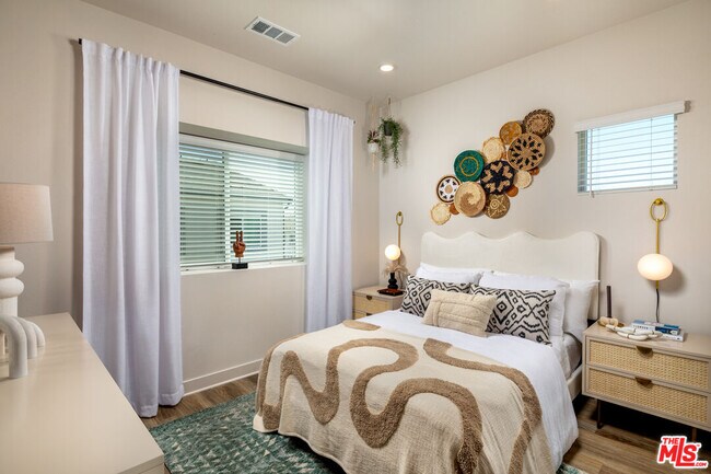 Foto del edificio - 13995 Foothill Blvd