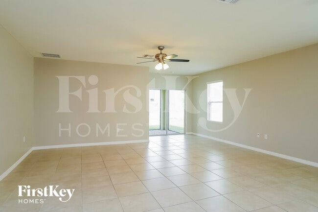 Foto del edificio - 3186 Cozumel Ct