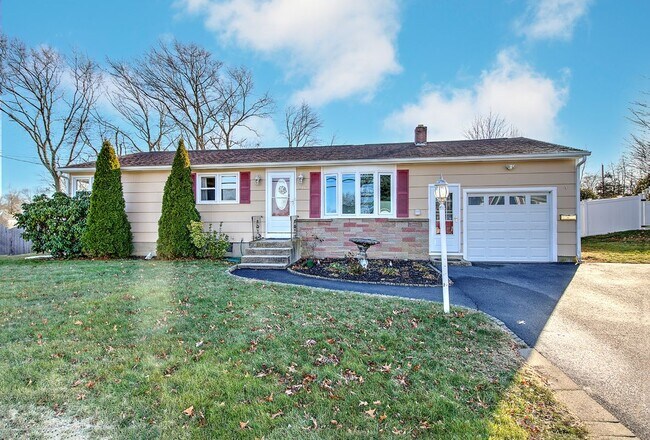 Foto del edificio - 138 Youngs Ave