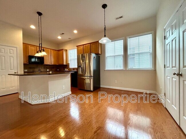 Foto del edificio - 6533 Old Magnolia Ln