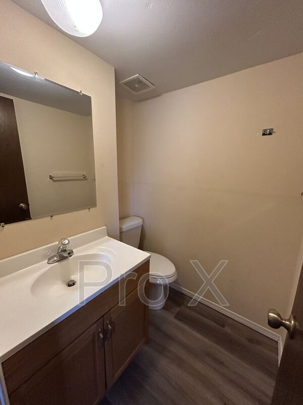 Foto del edificio - 1106 S Joplin St