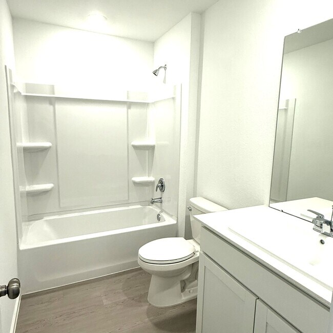 Foto del edificio - 26934 Dalmatian Bellflower Dr