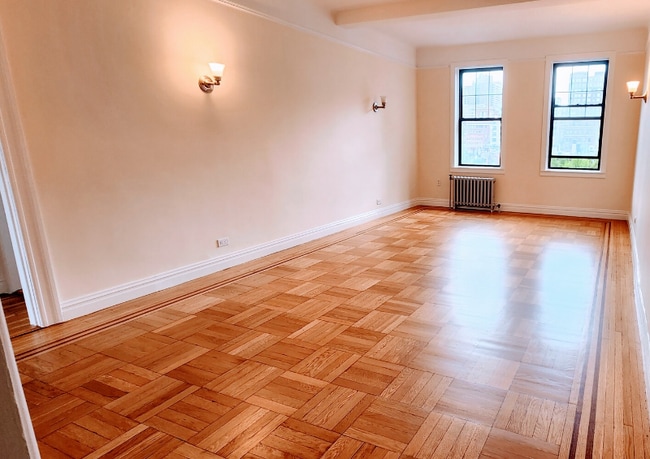 Foto del edificio - 115 E 92nd St