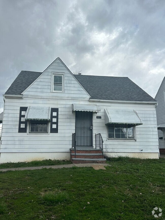 Building Photo - 14423 Tabor Ave