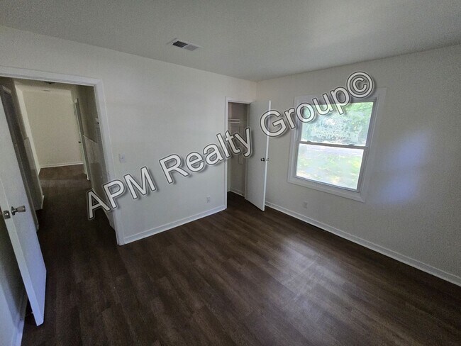 Foto del edificio - Cute 3 Bedroom 1.5 Bath