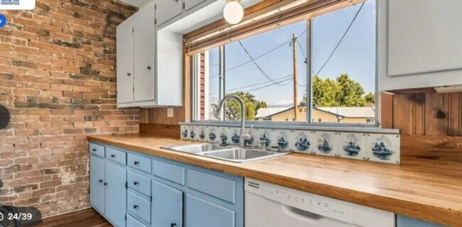 Foto del edificio - 2881 C Rd