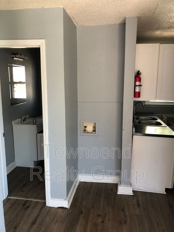 Building Photo - 2143 Lincoln Heights Ct