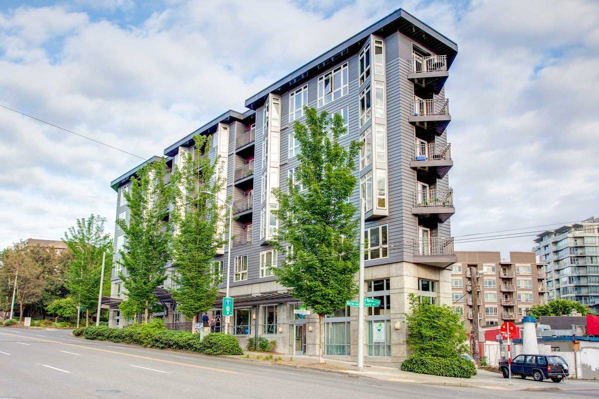Primary Photo - 159 Denny Way