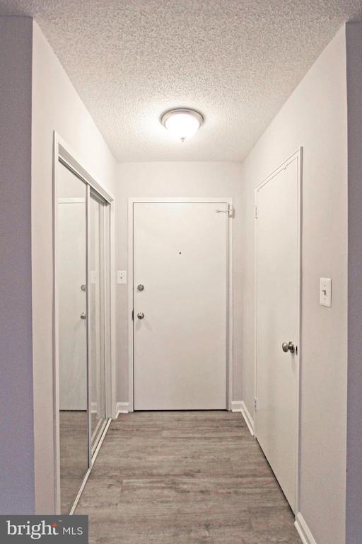 Building Photo - 1730 Arlington Blvd