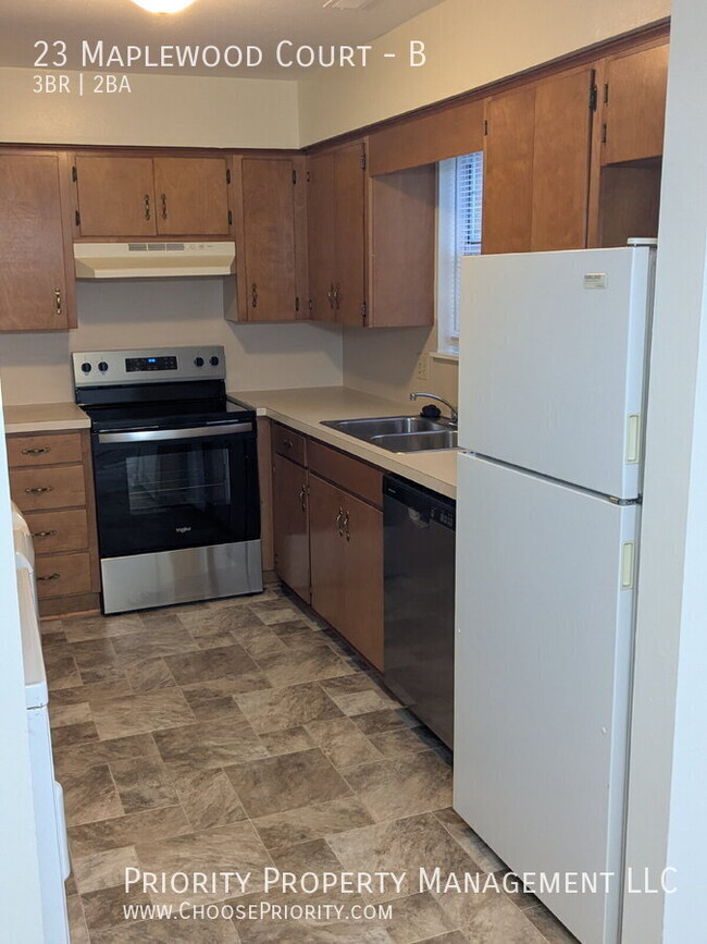 Foto del edificio - 23 Maplewood Ct