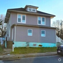 Building Photo - 3247 East St