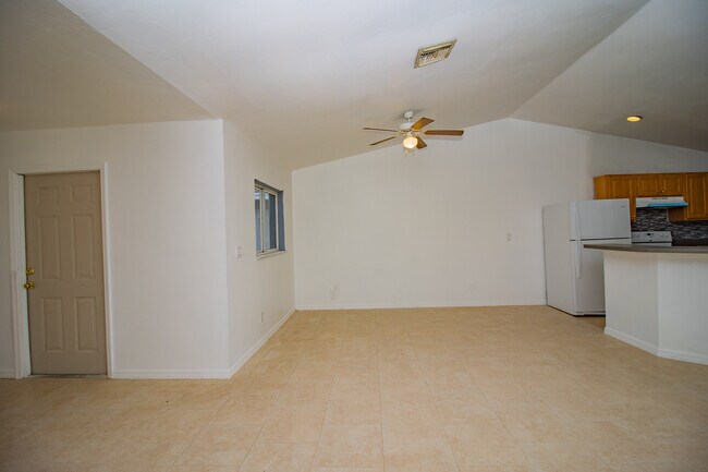 Foto del edificio - 5227 26th St SW