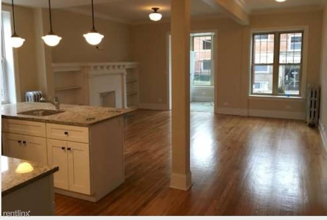 Building Photo - 5135 S Ingleside Ave