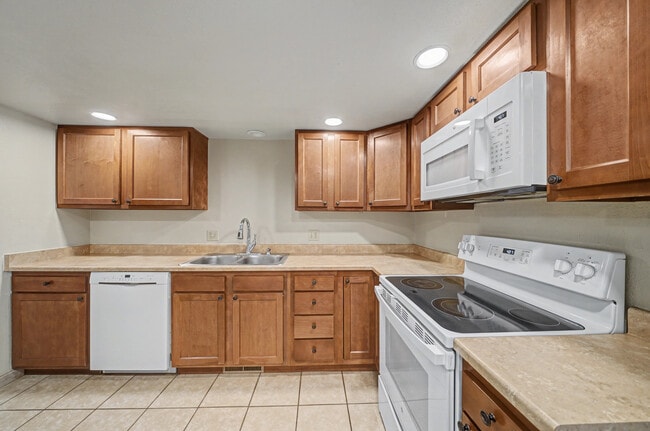 Foto del edificio - 1018 Davidson Dr