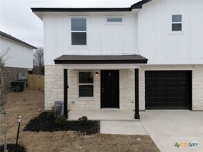 Building Photo - 803 Meadow Cir