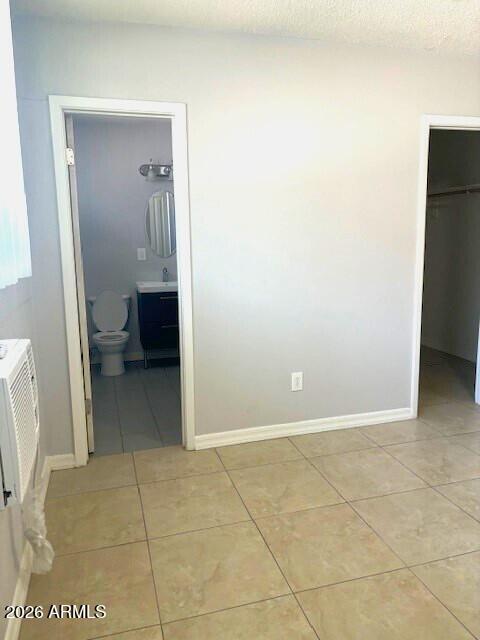 Foto del edificio - 6947 E 6th St