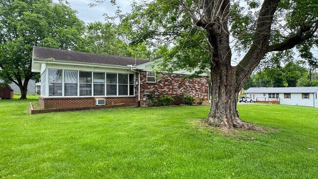 Foto del edificio - 101 Hickory Ln