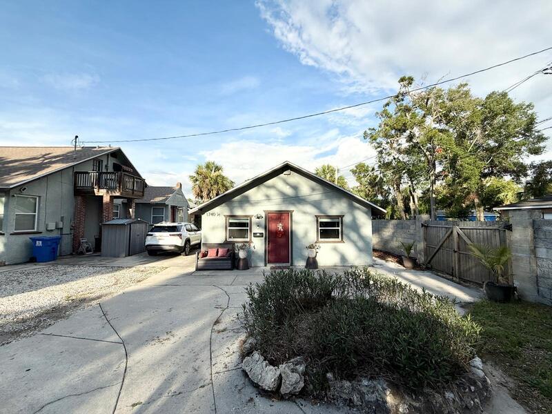 Foto principal - 1740 19th Ave S