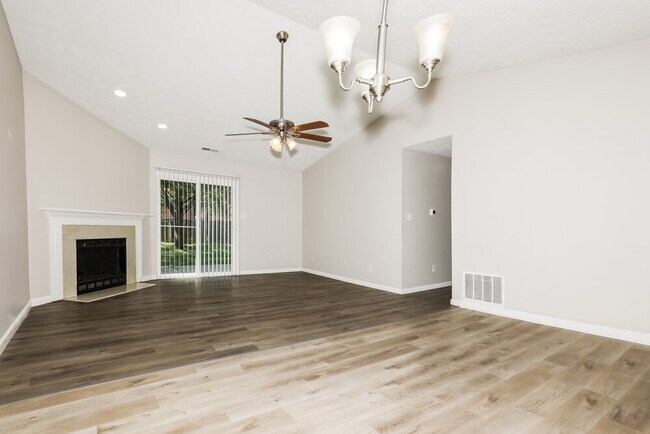 Building Photo - 7750 Harcourt Springs Dr