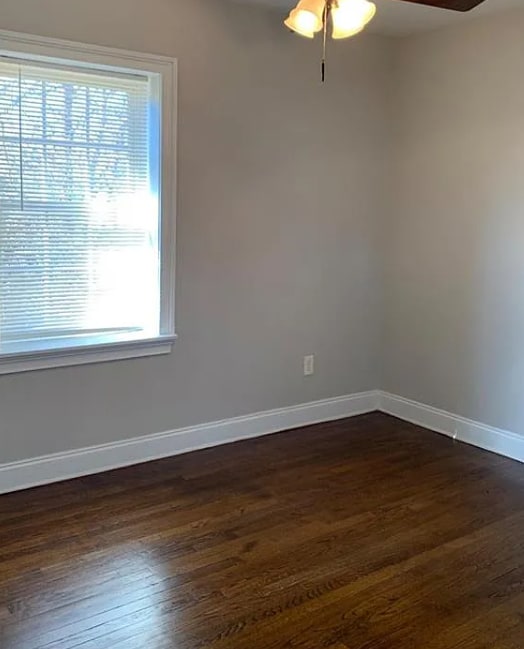 Foto del edificio - 2367 Cascade Rd
