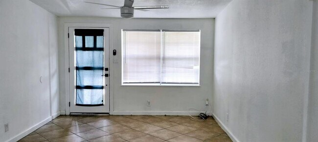 Foto del edificio - 4719 S 88th St
