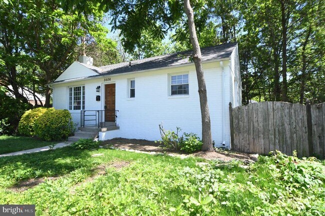 Foto del edificio - 3506 Harrell St