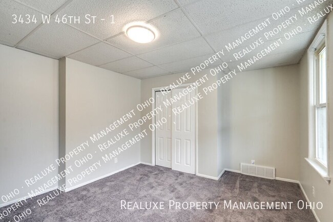 Foto del edificio - 3434 W 46th St