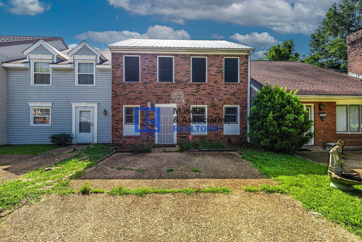 Primary Photo - 3 Bed/2.5 Bath in Brookwood Subdivision
