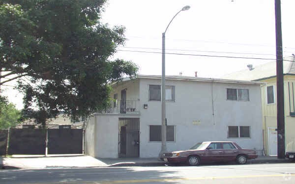 Foto del edificio - 1046-1048 E 7th