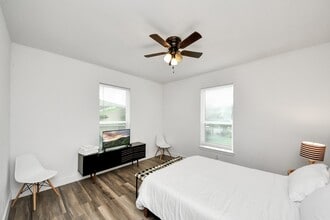 Building Photo - 6917 Rook Blvd