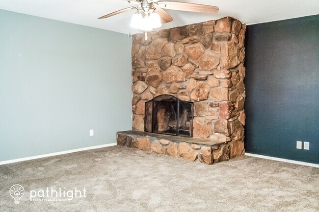 Foto del edificio - 511 South Concordia Avenue, Republic, MO, ...