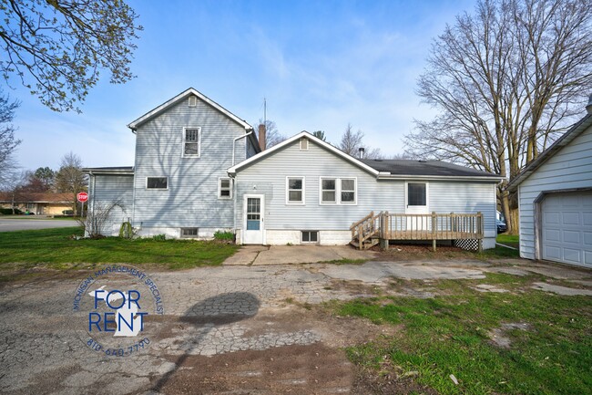 Building Photo - 4744 North St