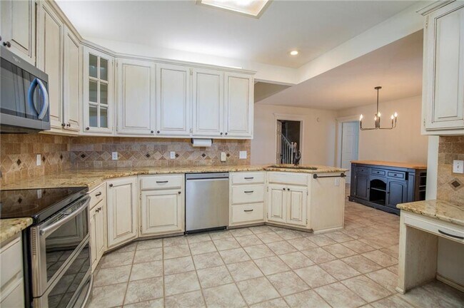 Foto del edificio - 115 NW Orchard Way