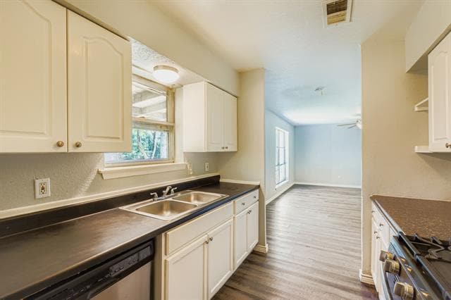 Building Photo - 14914 Marsha Dr