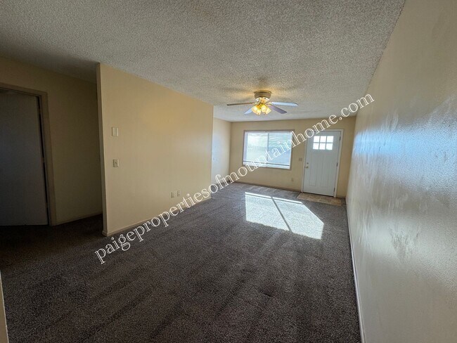 Foto del edificio - 513 E 13th St