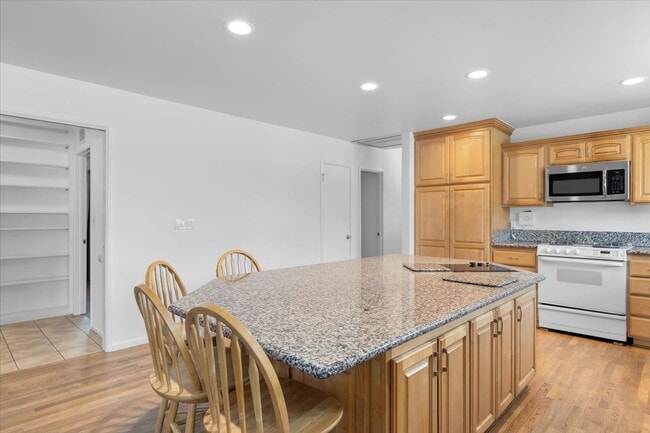 Building Photo - 1501 23rd St